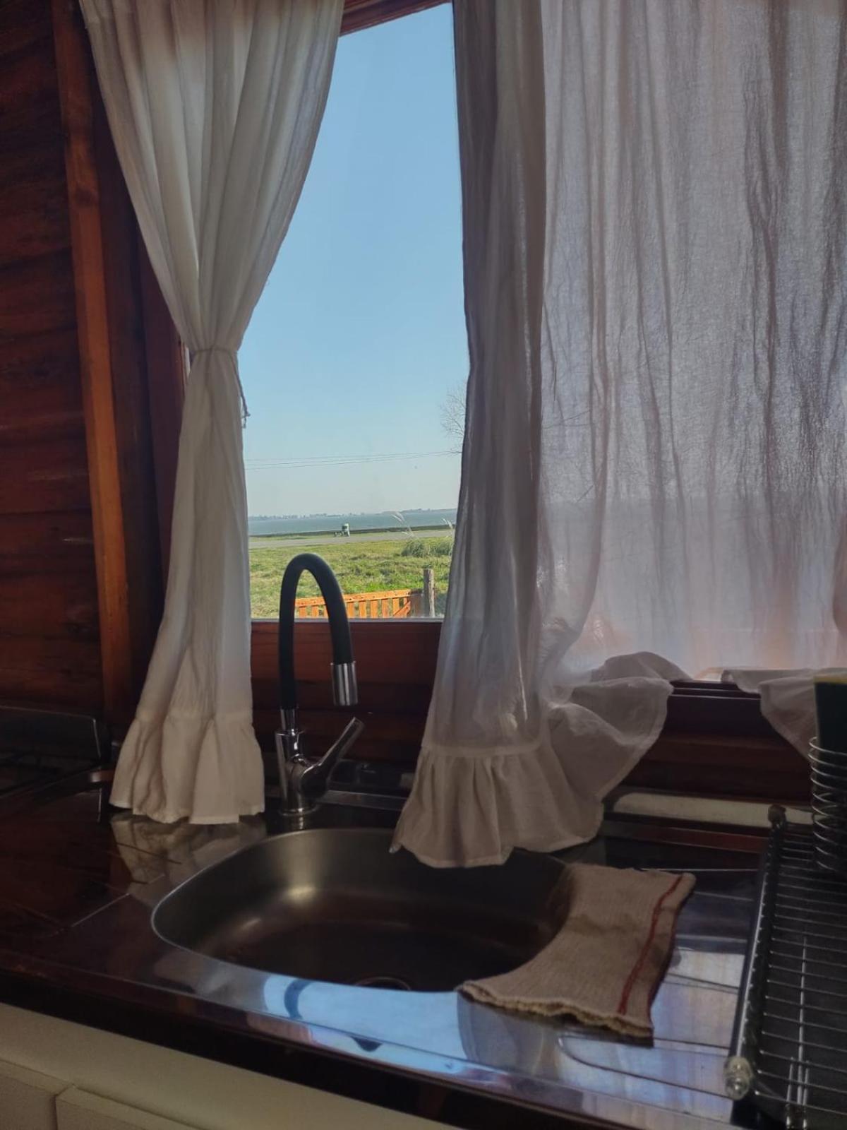 Cabana Puesta Del Sol Chascomus Bagian luar foto