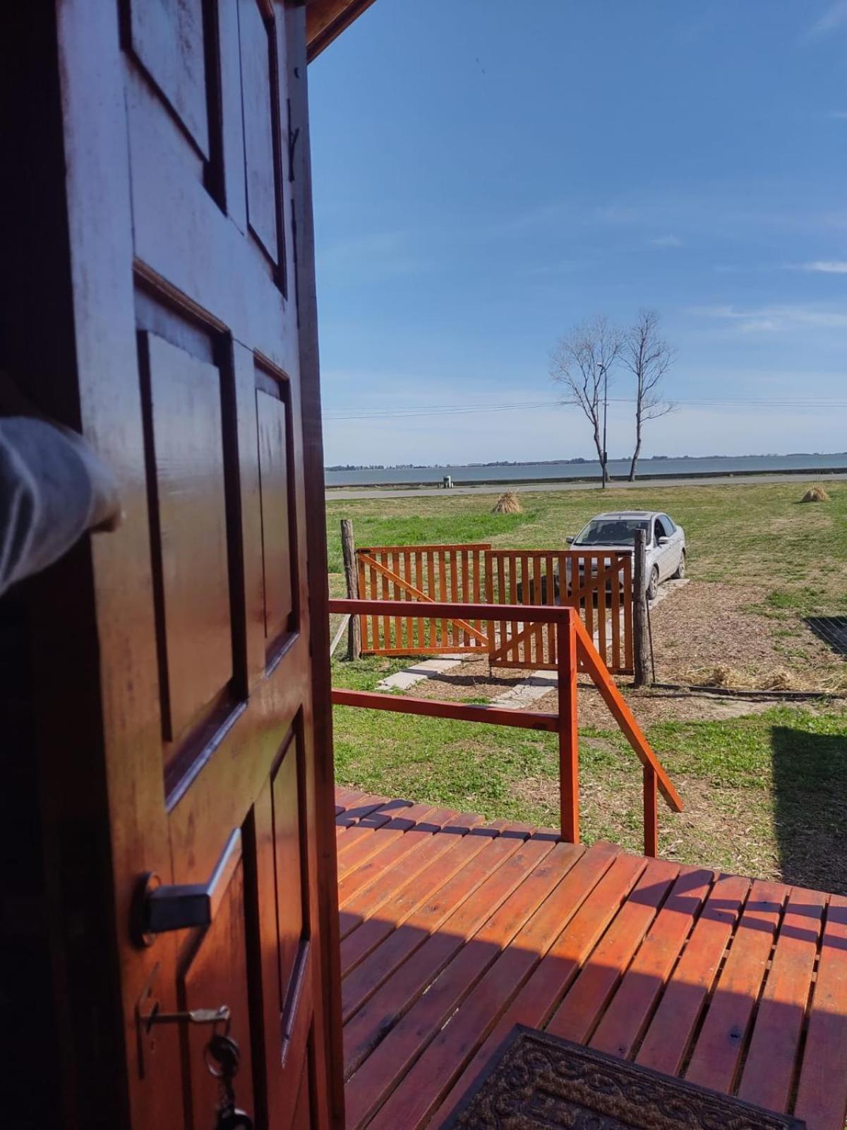 Cabana Puesta Del Sol Chascomus Ruang foto
